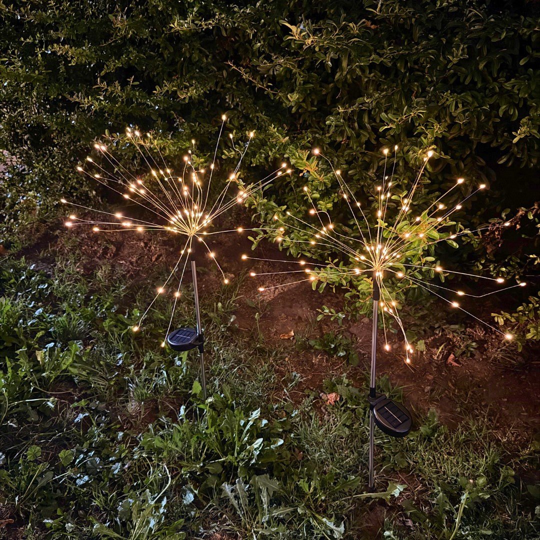 Set de 2 Estacas Firework Solar - Luz Cálida o Multicolor / IP65 / Altura 84 cm - Disponible en Dreamy Home!