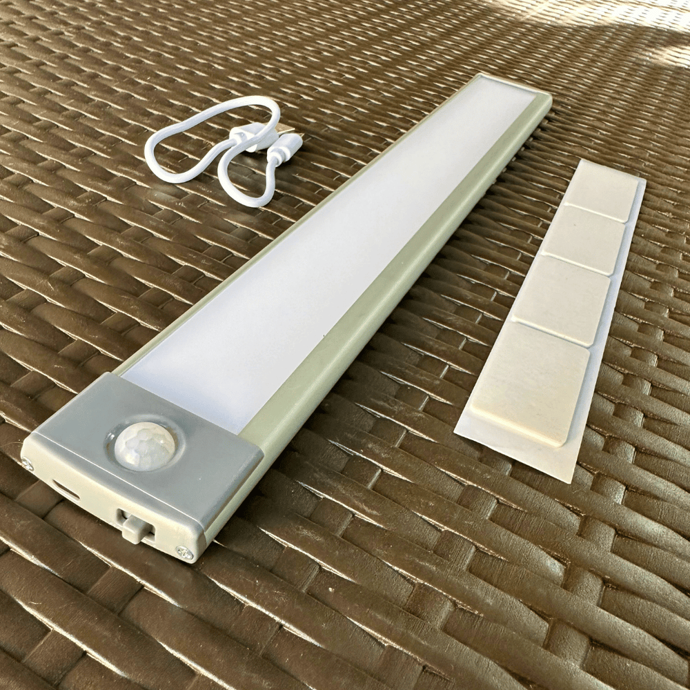 Barra LED Sensor - Recargable / USB / Luz Fría / 32 o 46 cm de Largo