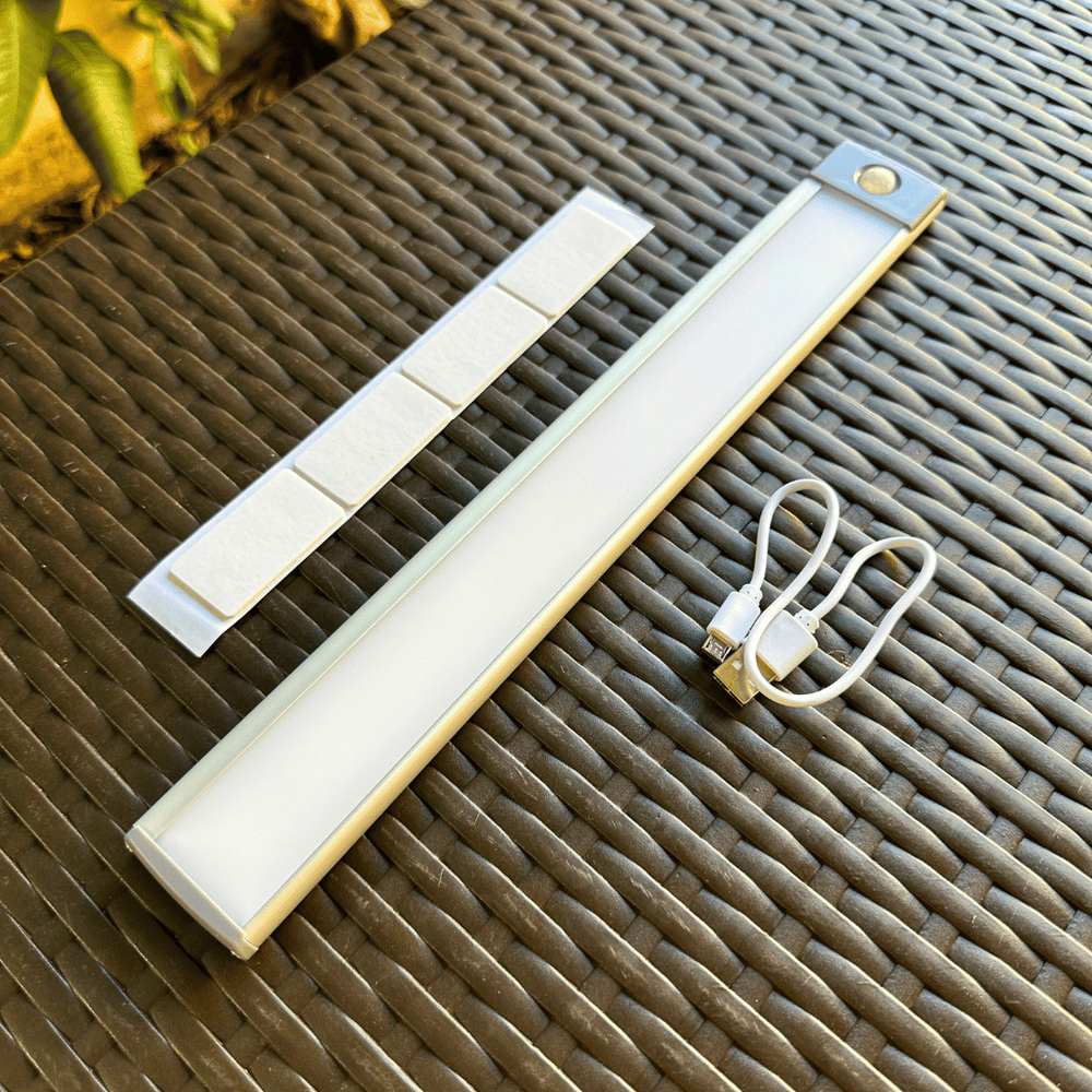Barra LED Sensor - Recargable / USB / Luz Fría / 32 o 46 cm de Largo