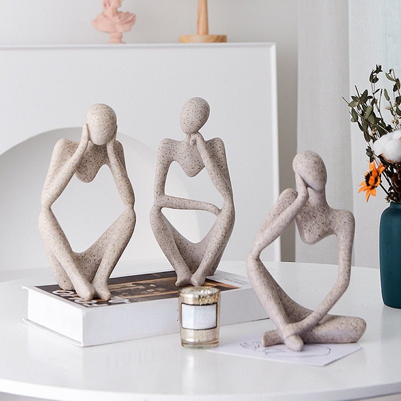 Estatua de Pensador - Diseño Abstracto - Disponible en Dreamy Home!