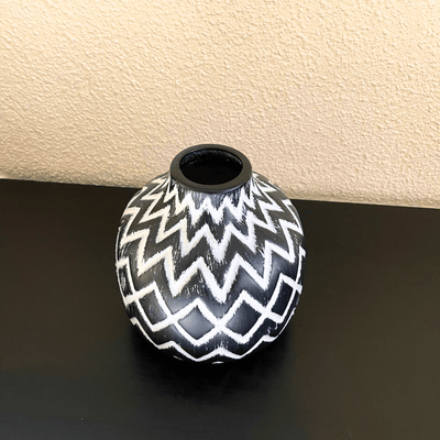 Jarrón Decorativo Diseño Zigzag - Blanco/Negro-Dreamy Home